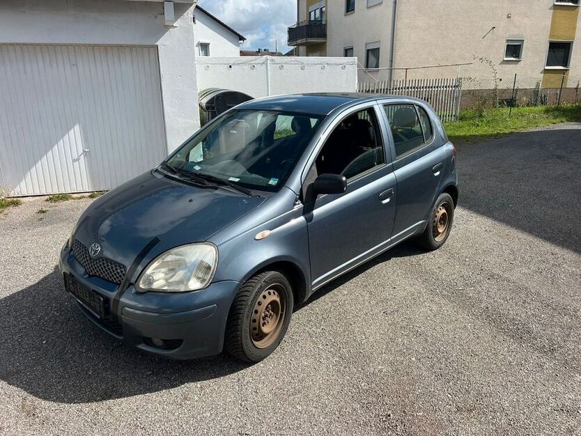 Yaris