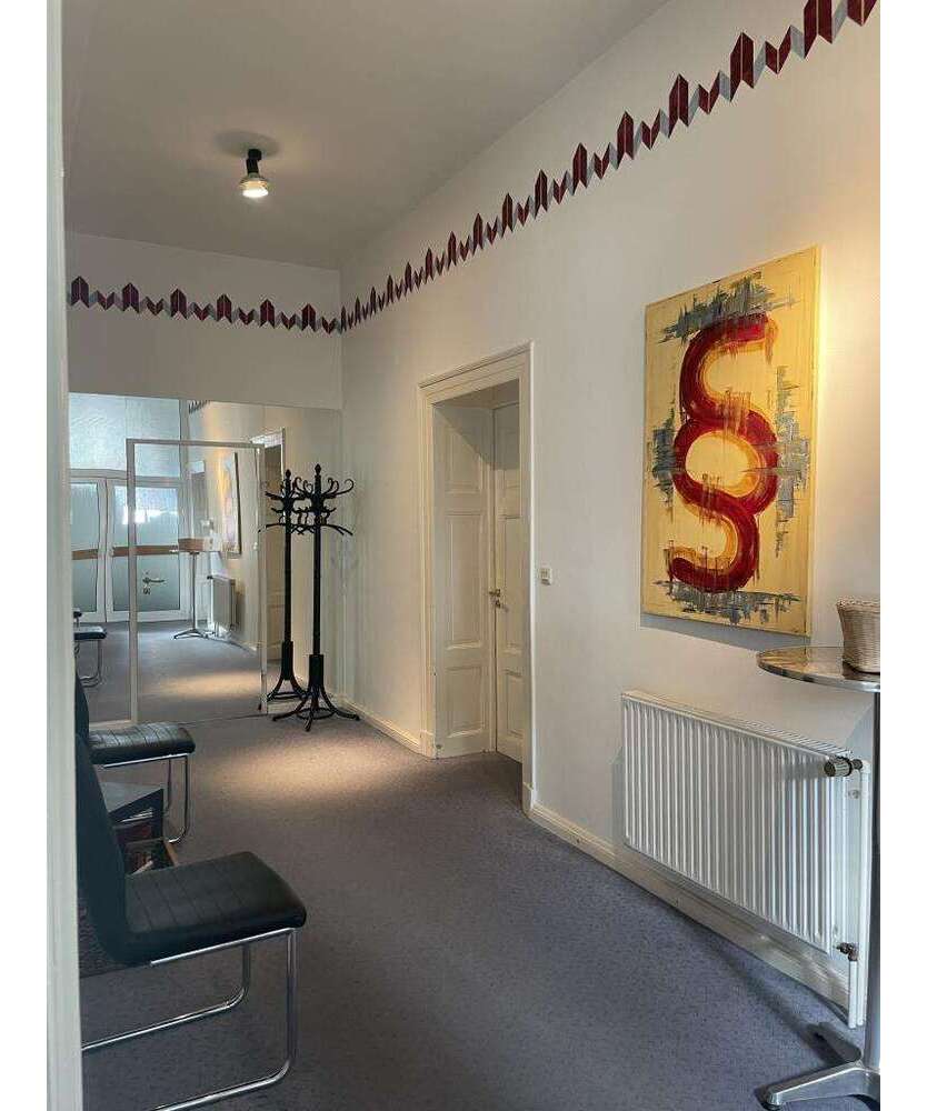 Büro in Lippstadt 650 € 94.55 m²