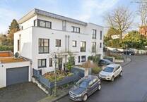 Stilvolles Endhaus für die Familie - High-End-Wohnen mit Wellnessgarten & Smart Living