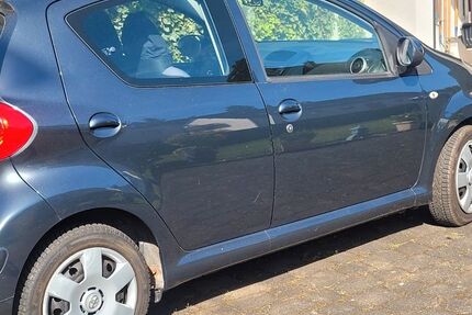 Toyota Aygo (X) 117.600 km 2.800 &euro; Schweich 54338