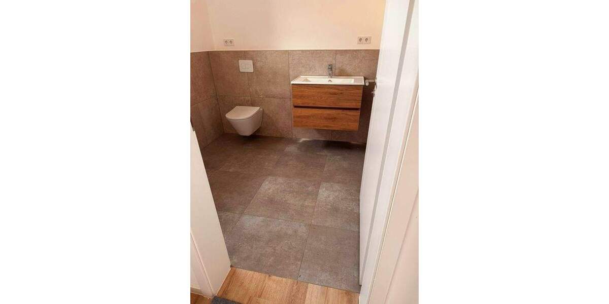 Doppelhaushälfte Brandenburg an der Havel / Neuschmerzke Neustadt - 4 Zimmer, 127 m&sup2;, 1.600&euro; | Angebot:25697028