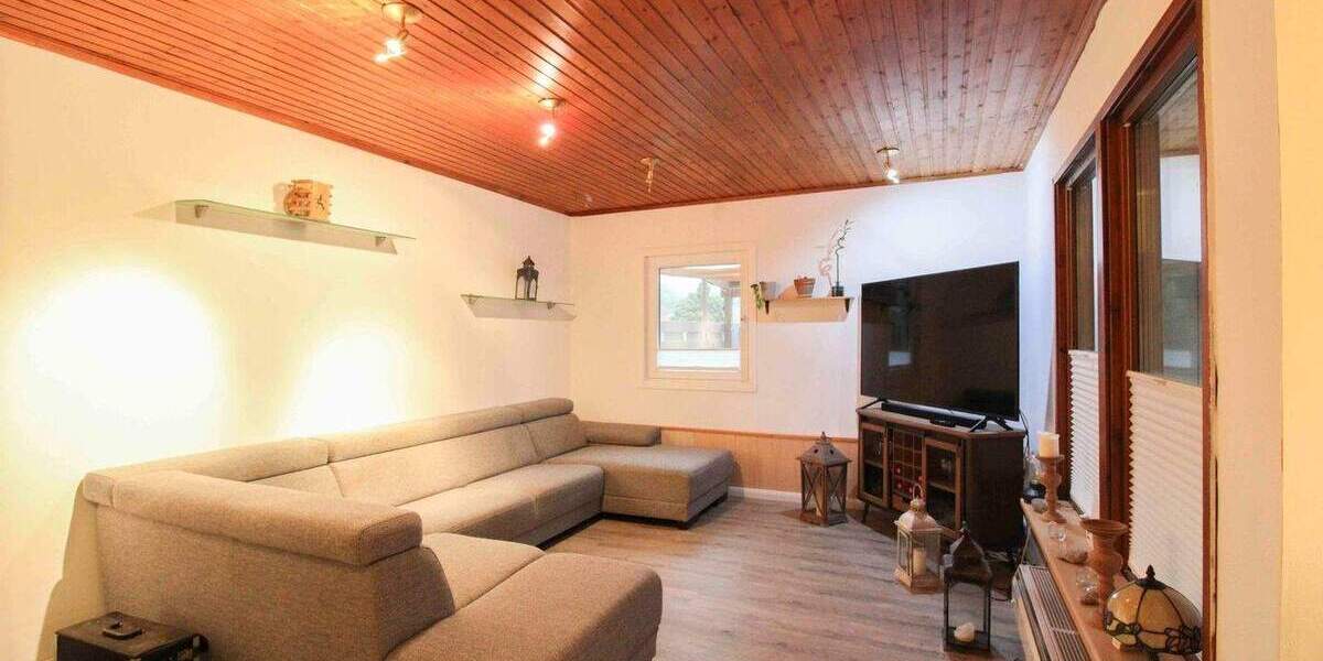 Einfamilienhaus Hohenwestedt - 3 Zimmer, 199.000&euro; | Angebot:25302972