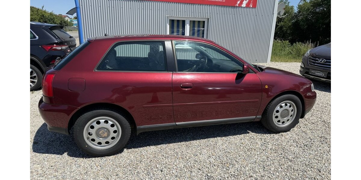 Audi A3 1.6i Attraction Automatik Klima PDC 224.000 km 1.590 &euro; Altdorf 84032