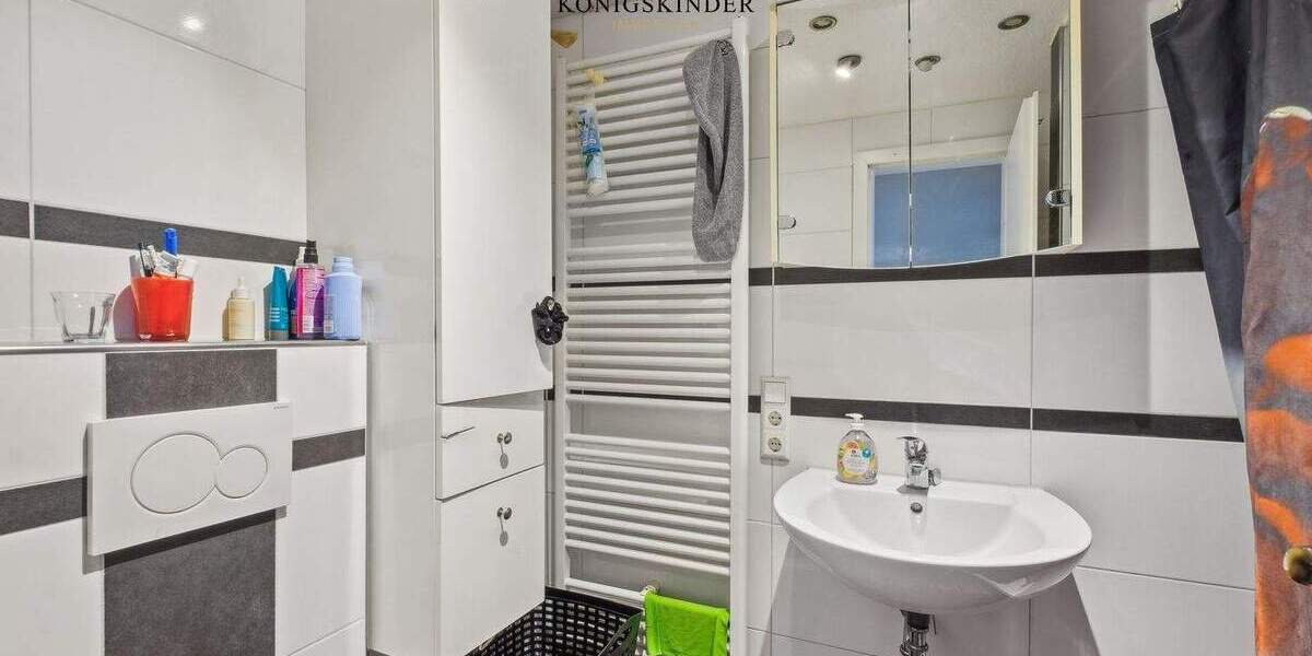 Mehrfamilienhaus, Wohnhaus Weinstadt Beutelsbach - 8 Zimmer, 269 m&sup2;, 1.050.000&euro; | Angebot:24906680