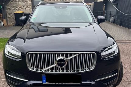 Volvo XC90 158.000 km 29.299 &euro; Wedel 22880