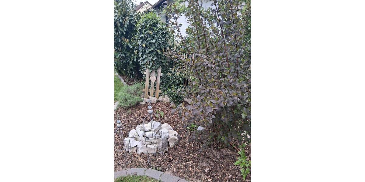 Bungalow Altdorf bei Nürnberg Röthenbach - 6 Zimmer, 159 m&sup2;, 458.000&euro; | Angebot:26171464