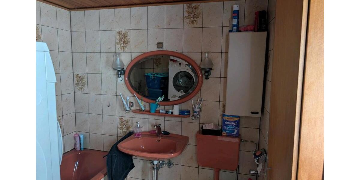 Etagenwohnung Wilhelmshaven Fedderwardergroden - 5 Zimmer, 160 m&sup2;, 950&euro; | Angebot:25934286