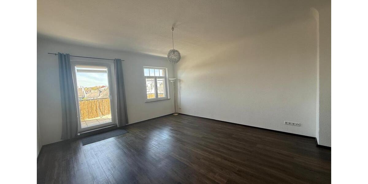 Etagenwohnung Hof Neuhof - 3 Zimmer, 135 m&sup2;, 900&euro; | Angebot:26381390