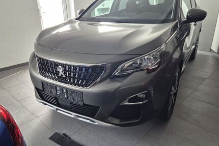 Peugeot 3008 76.892 km 13.990 &euro; Singen 78224