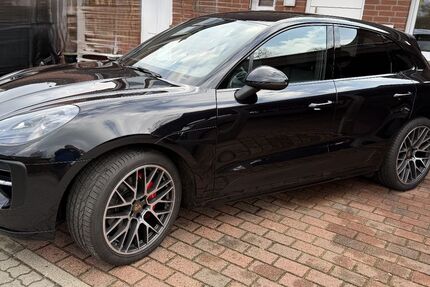Porsche Macan 75.000 km 58.900 &euro; Kaltenkirchen 24568