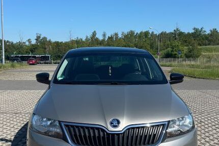 Skoda Rapid 120.000 km 10.490 &euro; Halle Saale 06116