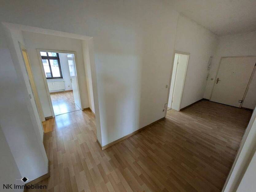 ++ Ihr neues Zuhause: 3-Raum Wohnung mit Einbauküche im stilvollen Altbau - zentrumsnah ++