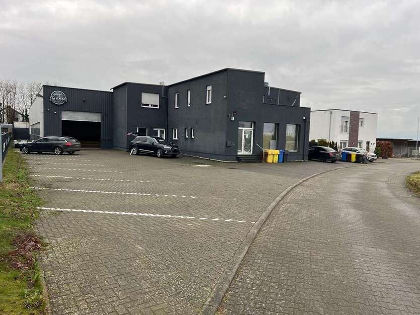 Halle in Schwalmtal 3.200 € 713 m²