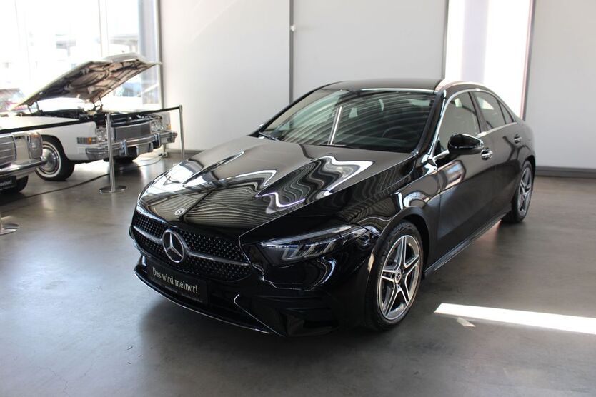 Mercedes-Benz A 200 3.399 km 43.900 € Heidenheim 89520