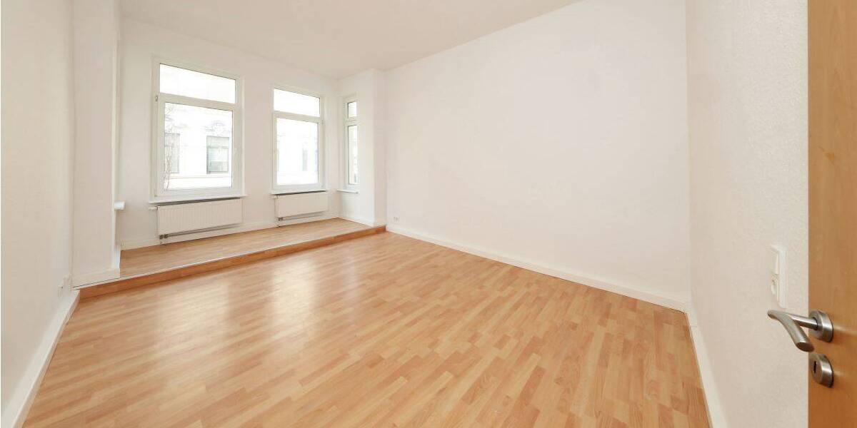 Etagenwohnung Wilhelmshaven Innenstadt - 5 Zimmer, 110 m&sup2;, 650&euro; | Angebot:26851799