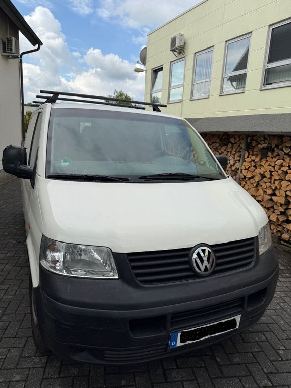 VW T5 Transporter 216.000 km 4.950 € Hennef 53773