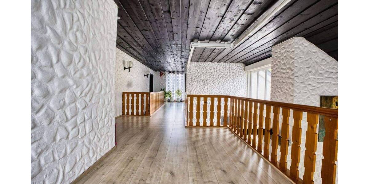 Einfamilienhaus Bayreuth Aichig - 7 Zimmer, 230 m&sup2;, 685.000&euro; | Angebot:26852041