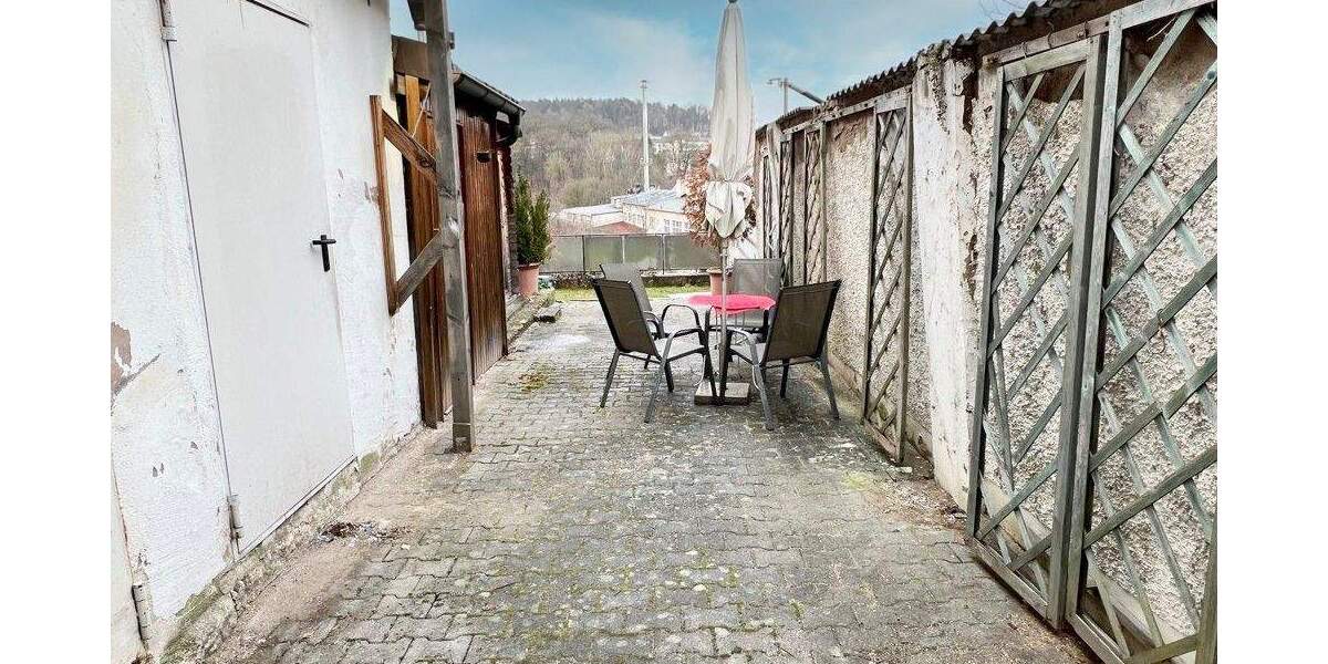 Reihenmittelhaus Neustadt an der Waldnaab Neustadt - 7 Zimmer, 238 m&sup2;, 269.000&euro; | Angebot:25779826