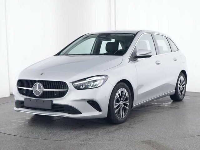 Mercedes-Benz B 180 18.800 km 32.200 € Bad Doberan 18209