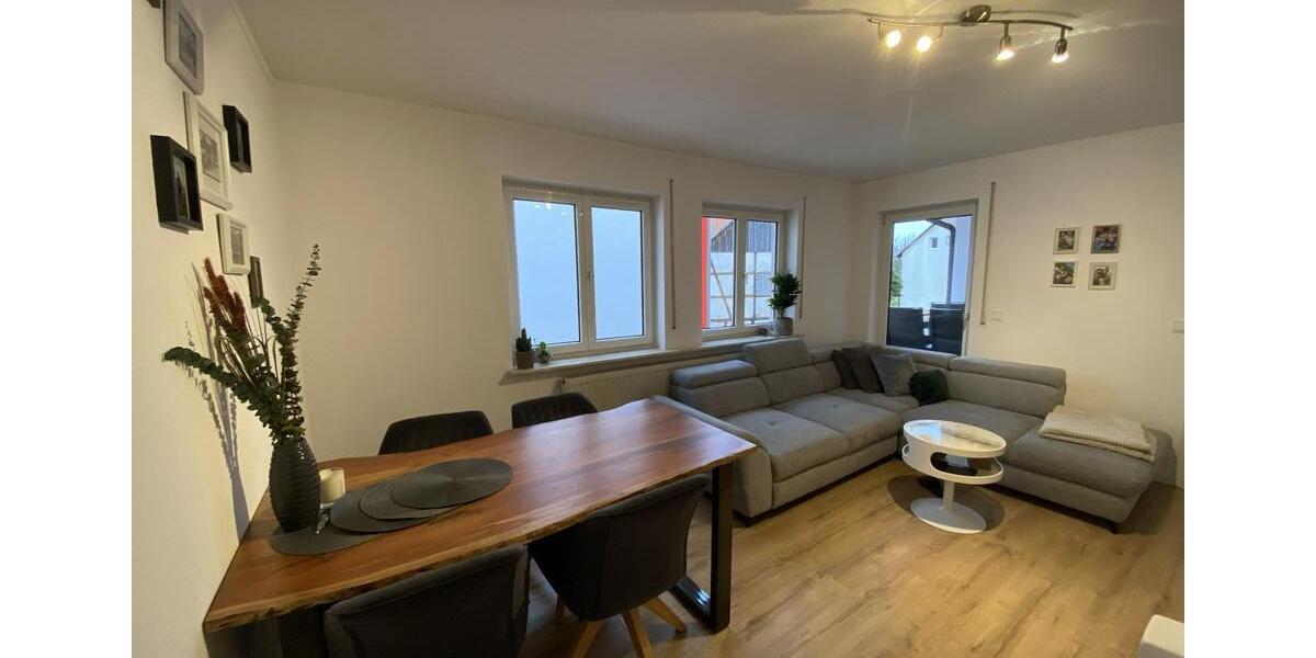 Etagenwohnung Bad Neustadt an der Saale - 3.5 Zimmer, 80 m&sup2;, 725&euro; | Angebot:25931451