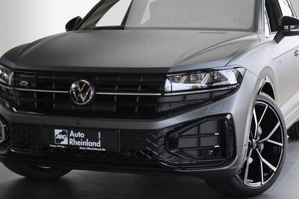 VW Touareg 8.800 km 95.890 € Bonn 53175