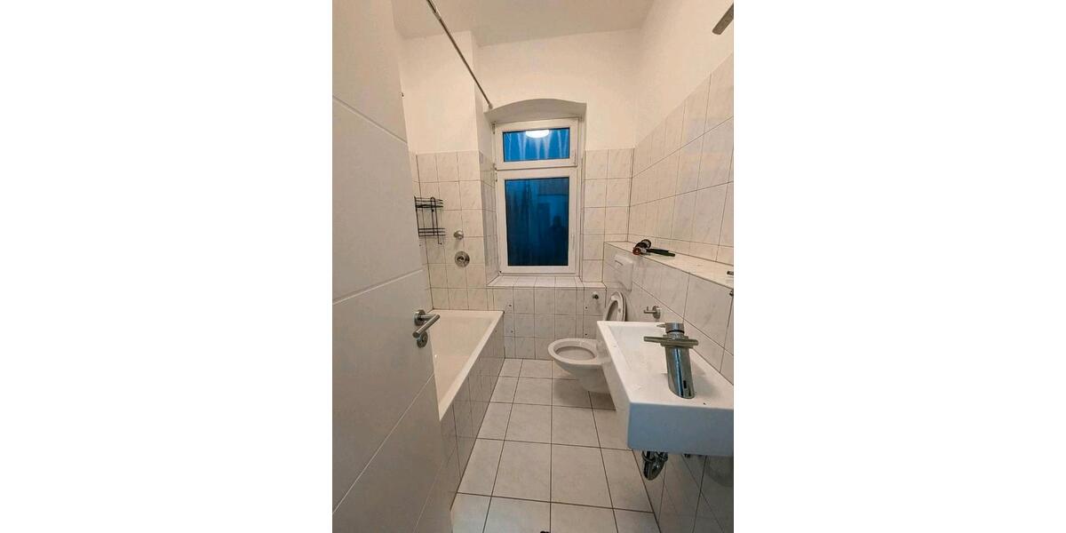 Etagenwohnung Wiesbaden Biebrich - 3 Zimmer, 50 m&sup2;, 230.000&euro; | Angebot:26014033