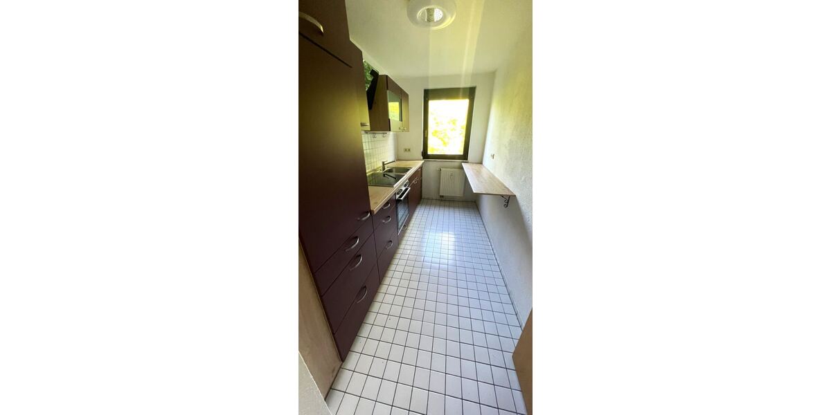 Kapitalanlage - Vermietete 2,5-Zimmerwohnung mit Stellplatz am Schwanenteich 2.5 zimmer