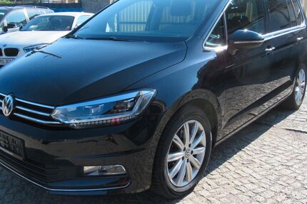 VW Touran 157.472 km 14.000 &euro; Doberlug-Kirchhain 03253
