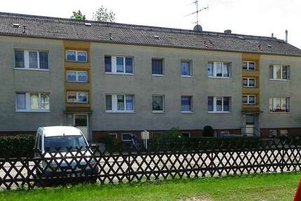 Wohnung zum Mieten in Hohennauen 336 € 56 m² 3 zimmer