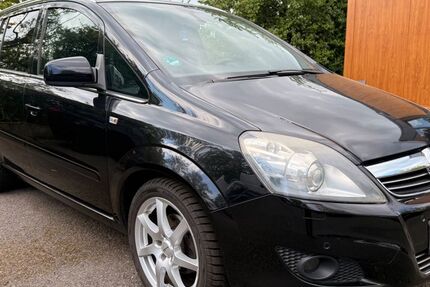 Opel Zafira 218.000 km 4.900 &euro; Dillingen 66763