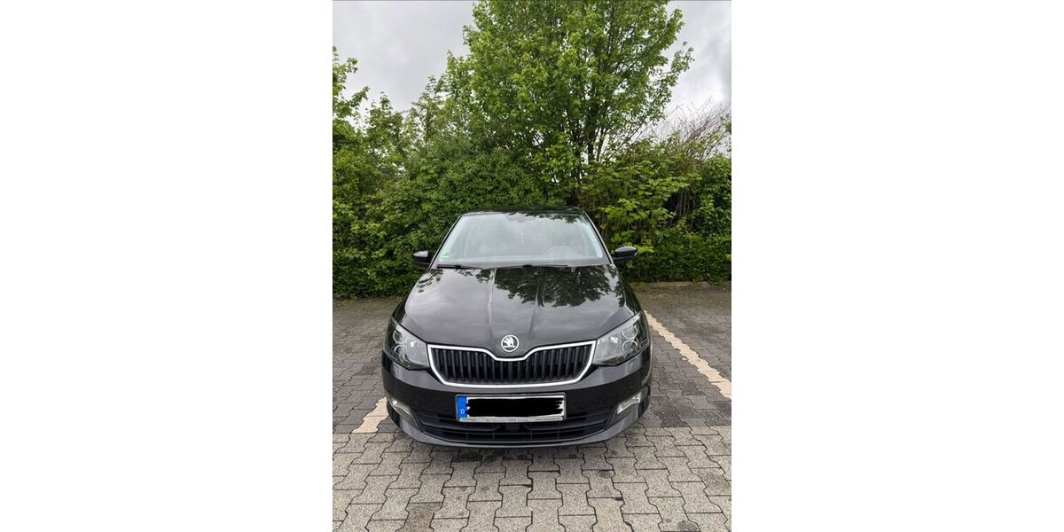 Skoda Fabia 110.000 km 8.900 &euro; Remscheid 42897