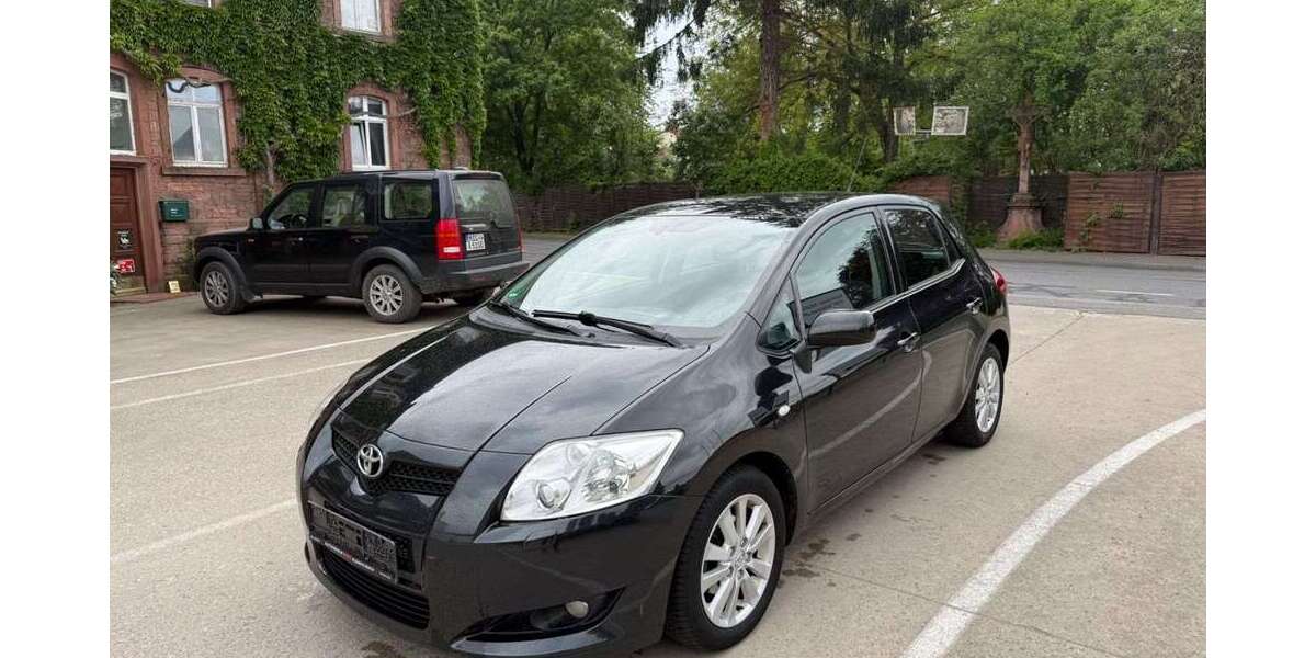 Toyota Auris 240.000 km 3.950 &euro; Miltenberg 63897