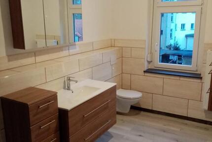 Anleger: 4-Parteien-Mietshaus im Zentrum von Eisenberg 13 zimmer