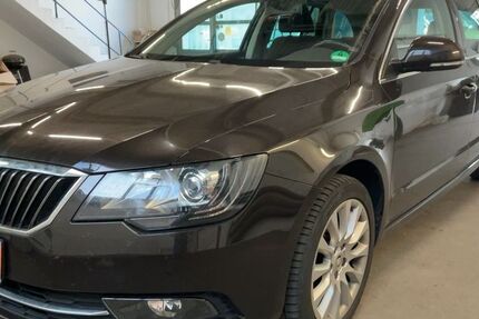 Skoda Superb 134.000 km 11.990 € Aichstetten 88317
