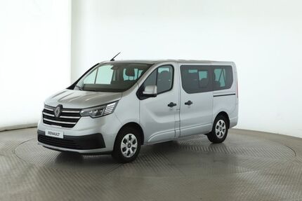 Renault Trafic 16.088 km 37.210 € Oberhausen 46049
