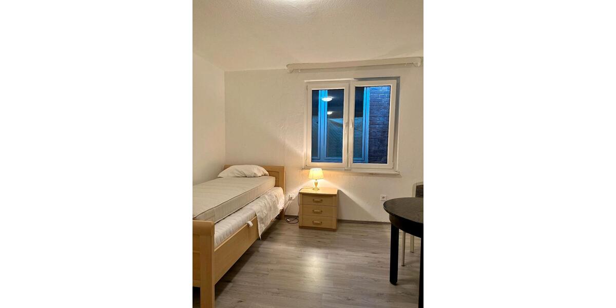 Einfamilienhaus Stolzenau - 6 Zimmer, 250 m&sup2;, 1.400&euro; | Angebot:26592257