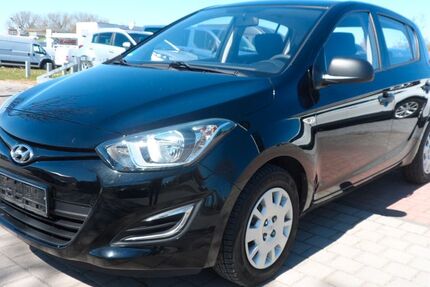 Hyundai i20 73.903 km 6.990 &euro; Greifswald 17489
