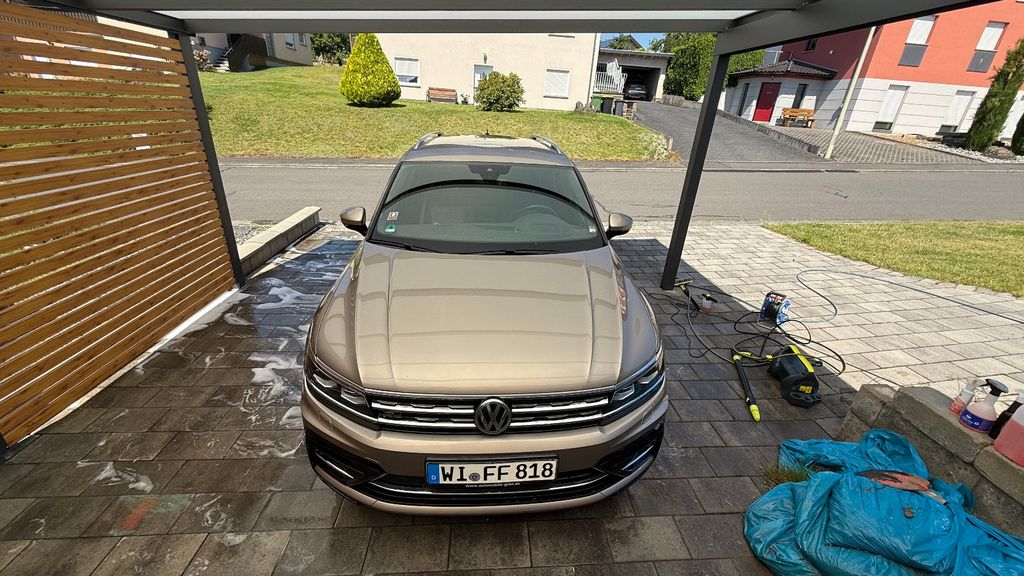 VW Tiguan 120.000 km 23.900 &euro; Salz 56414