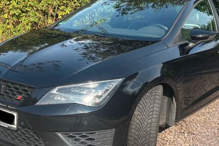 Seat Leon 204.000 km 10.400 &euro; Schwalbach 66773