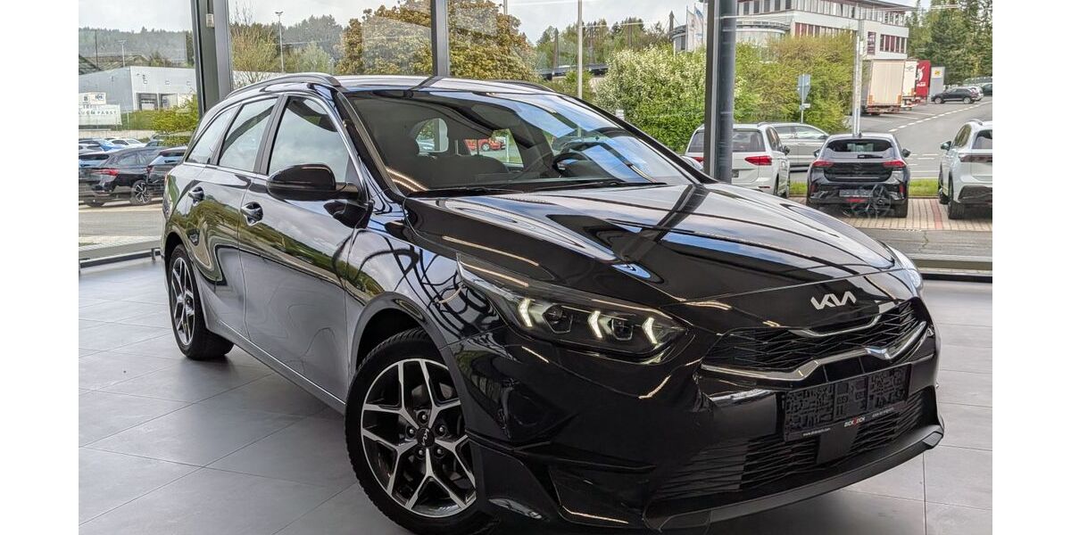 Kia ceed Sportswagon 14.745 km 22.950 &euro; Naila 95119