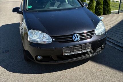 VW Golf 141.000 km 3.190 &euro; Heideck 91180