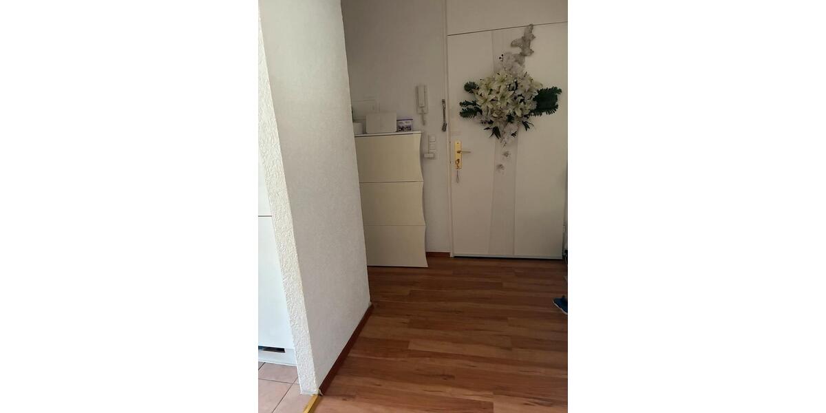 Dachgeschoßwohnung Idstein - 4.5 Zimmer, 102 m&sup2;, 325.000&euro; | Angebot:27144252