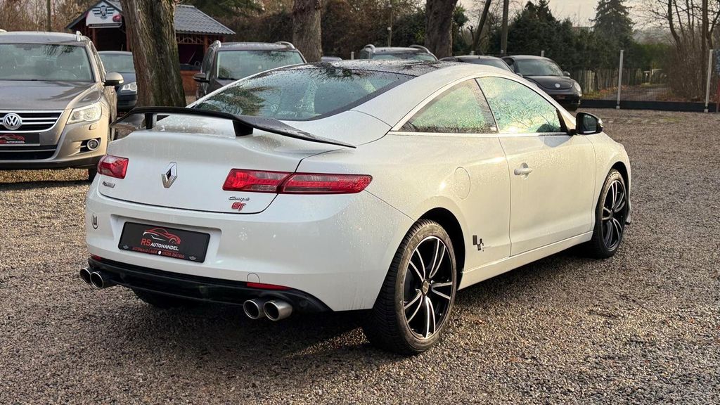 Renault Laguna 132.000 km 8.800 € Berlin 13158