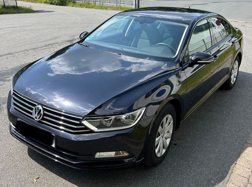 VW Passat 72.000 km 15.799 € Hannover 30659