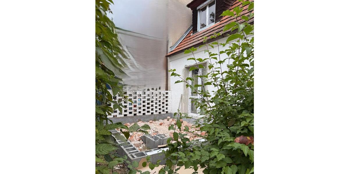 Einfamilienhaus Deggendorf - 6 Zimmer, 100 m&sup2;, 1.190&euro; | Angebot:26331654