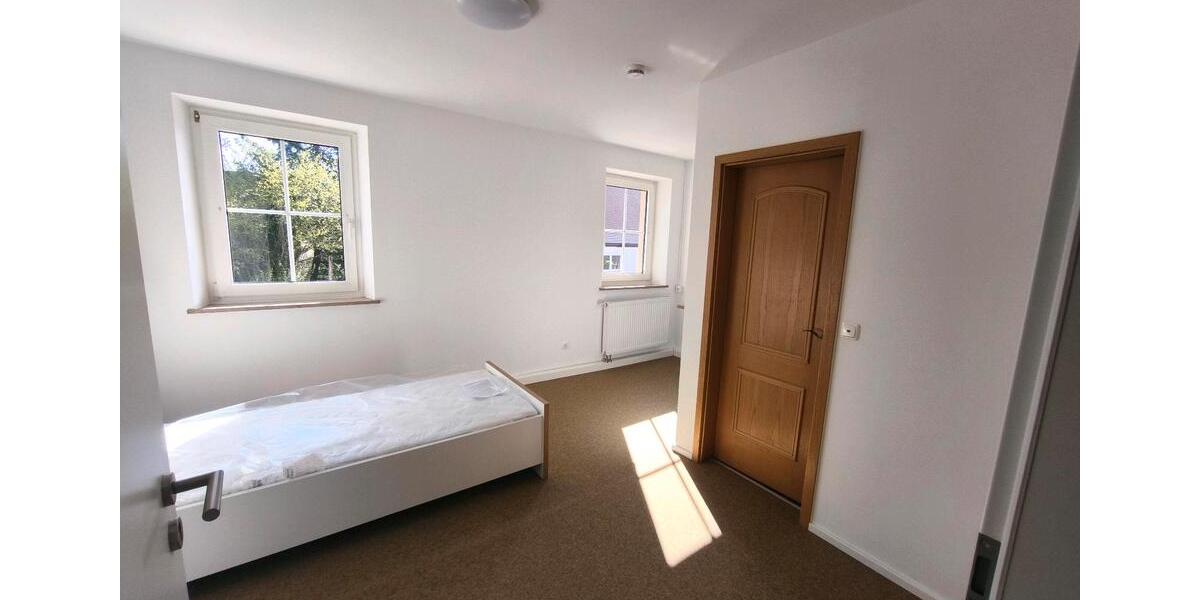Etagenwohnung Burgoberbach - 1 Zimmer, 20 m&sup2;, 500&euro; | Angebot:26196407