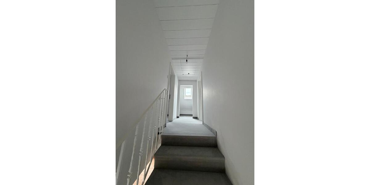 Doppelhaushälfte Geretsried - 3 Zimmer, 95 m&sup2;, 1.900&euro; | Angebot:26188827