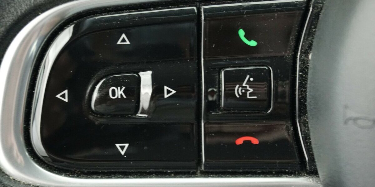 Fiat 500e Action Carplay Android Automatik 1.Hand 20.500 km 13.120 &euro; Lich 35423