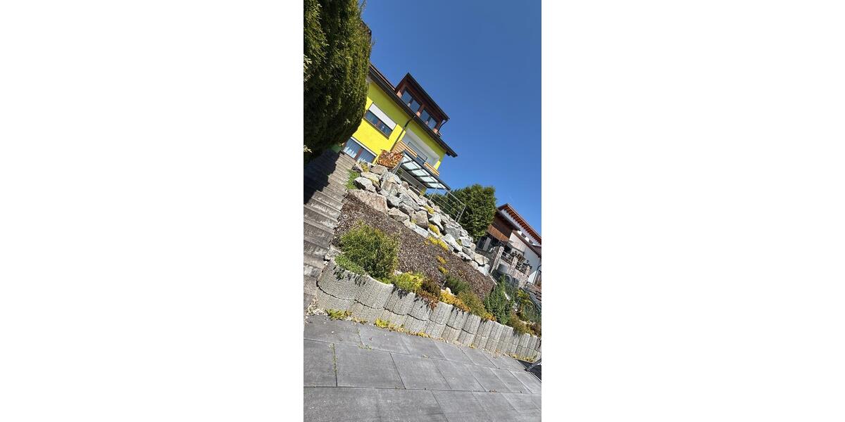 Reihenhaus Aldingen - 6 Zimmer, 170 m&sup2;, 410.000&euro; | Angebot:26483085
