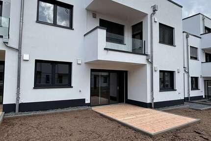 Haus Kaiserslautern Einsiedlerhof - 7 Zimmer, 210 m&sup2;, 2.650&euro; | Angebot:25431589